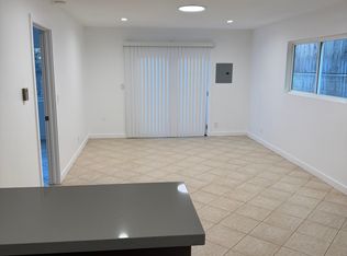 128 Santa Paula Ave #B, Oxnard, CA 93035