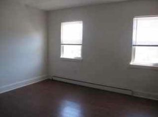 810 S 9th St, Philadelphia, PA 19147