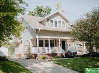 622 S 32nd Ave, Omaha, NE 68105