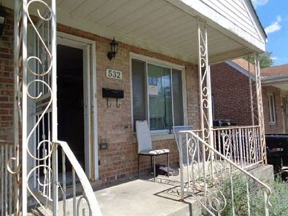 4th image of 532 Warren St