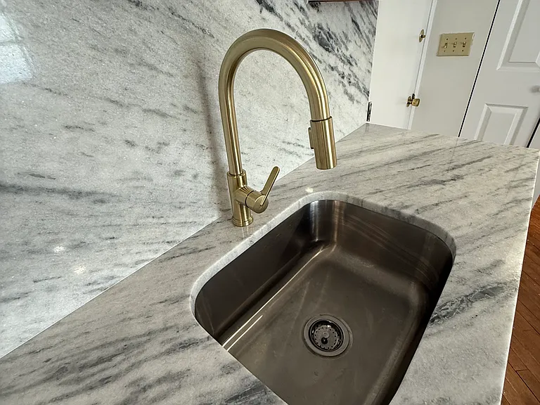 313 Essex St #105 — Photo 9