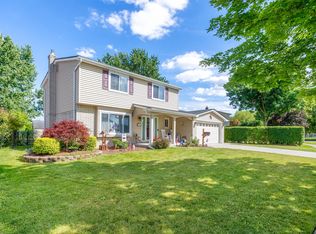 7656 Provincial Rd, Canton, MI 48187