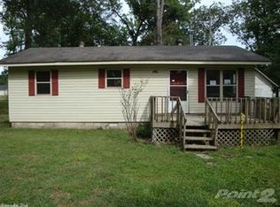 104 N Poe St, Letona, AR 72085
