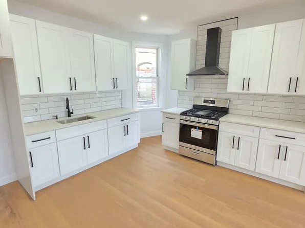 1217 8th St #1, North Bergen, NJ 07047