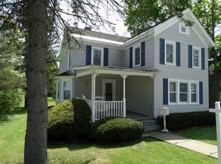 10 Clark St, Deposit, NY 13754