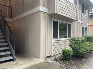 771 High School Rd NW, Bainbridge Island, WA 98110