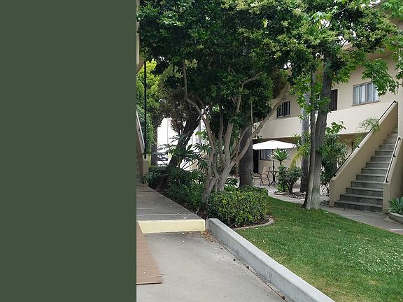 5th image of 7932 La Mesa Blvd APT L