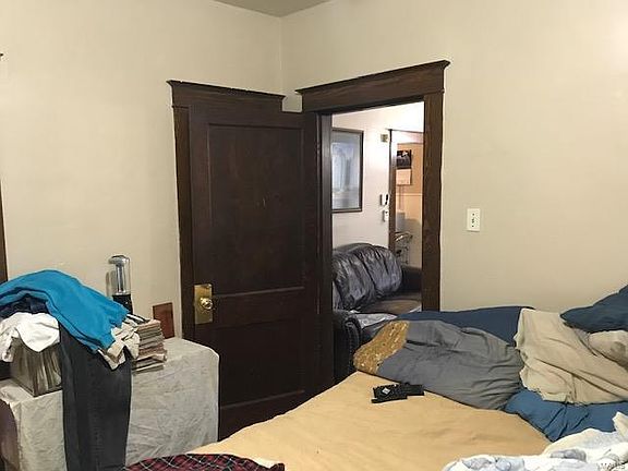4th image of 307 Redmond Ave