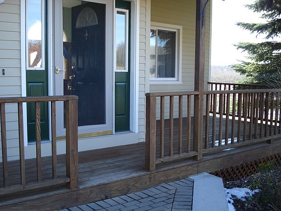 Front entry/porch