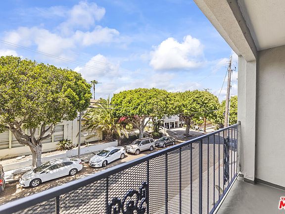 4th image of 2901 4th St APT 212