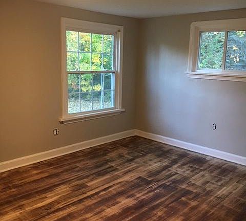 Spacious master bedroom - floors to be refinished by 10/24