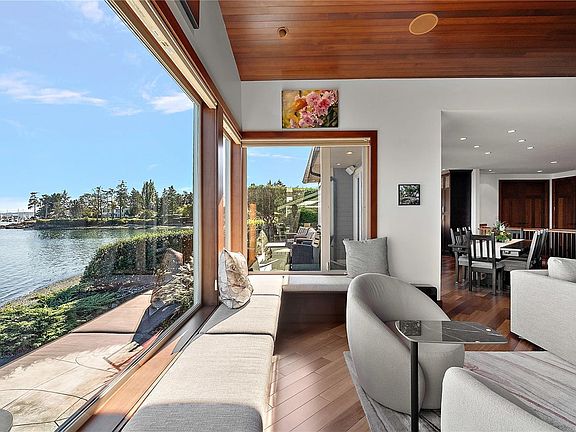 4th image of 10206 Surfside Pl
