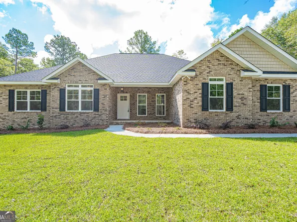 3070 Southern Manor Rd, Metter, GA 30439