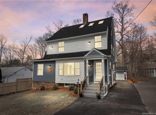 42 Wayland St, North Haven, CT 06473