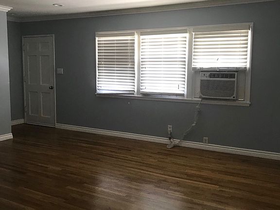 5th image of 4531 Deland Ave