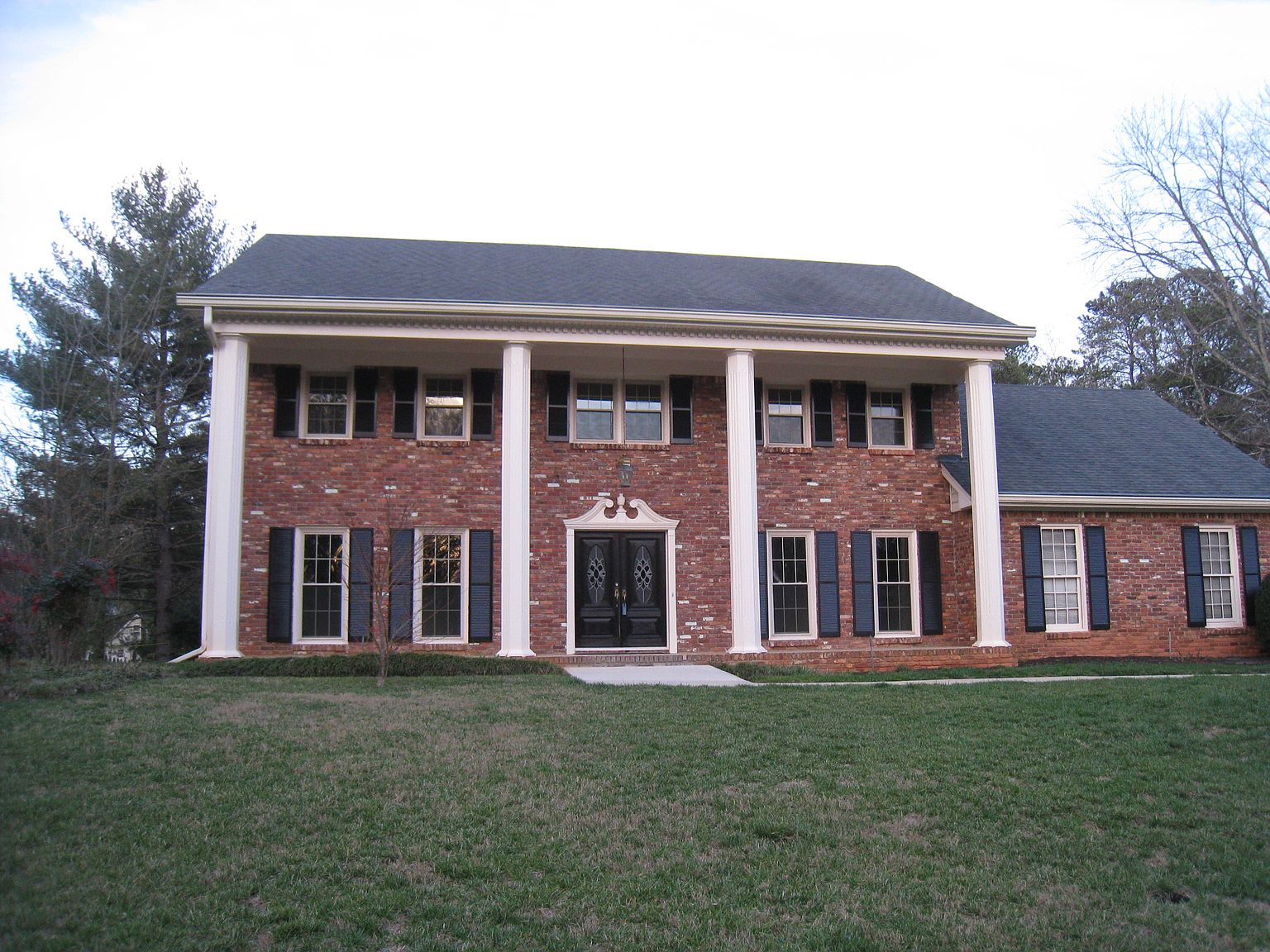 5107 Meadowlake Dr, Dunwoody, GA 30338 Zillow