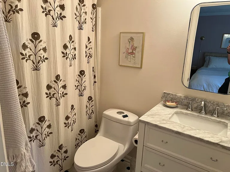 1401 Governors Ct — Photo 10