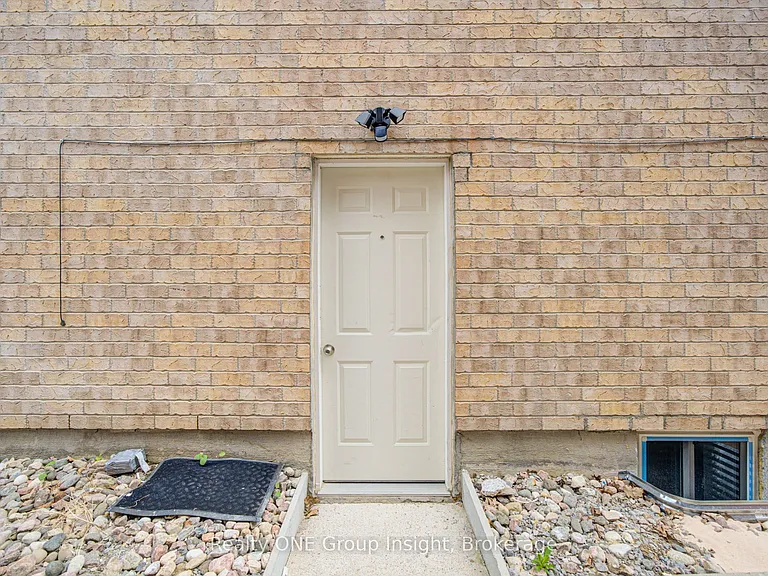 348 Britannia Ave E #BASEMENT — Photo 6