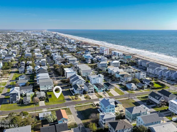 300 Ocean Boulevard, Carolina Beach, NC 28428