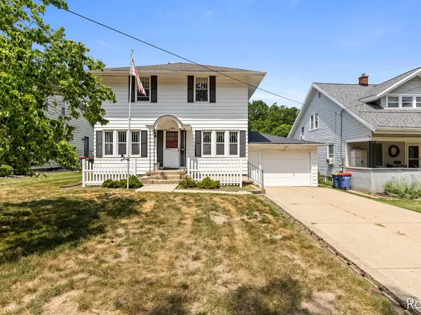 1545 4th St NW, Grand Rapids, MI 49504
