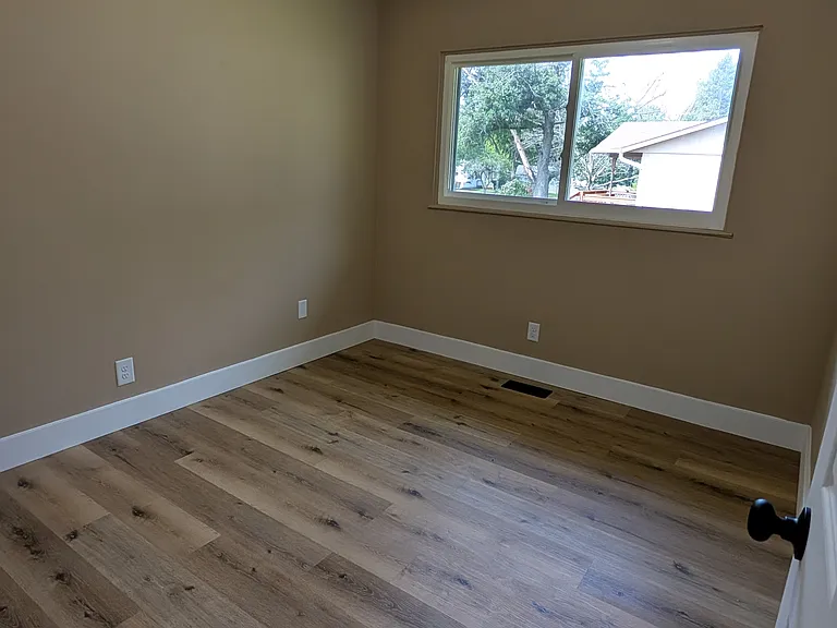 1504 Woodbine Dr — Photo 17