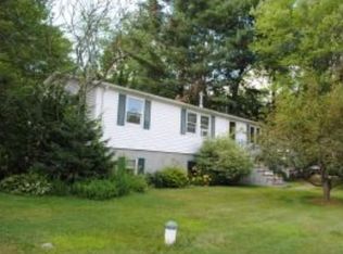 31 Autumn Cir, Plaistow, NH 03865
