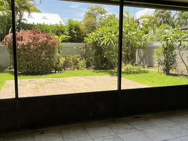 150 Cape Pointe Cir — Photo 18