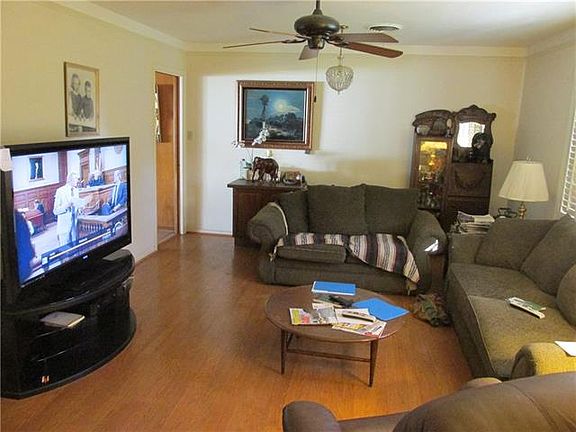 4th image of 6028 Worrell Dr