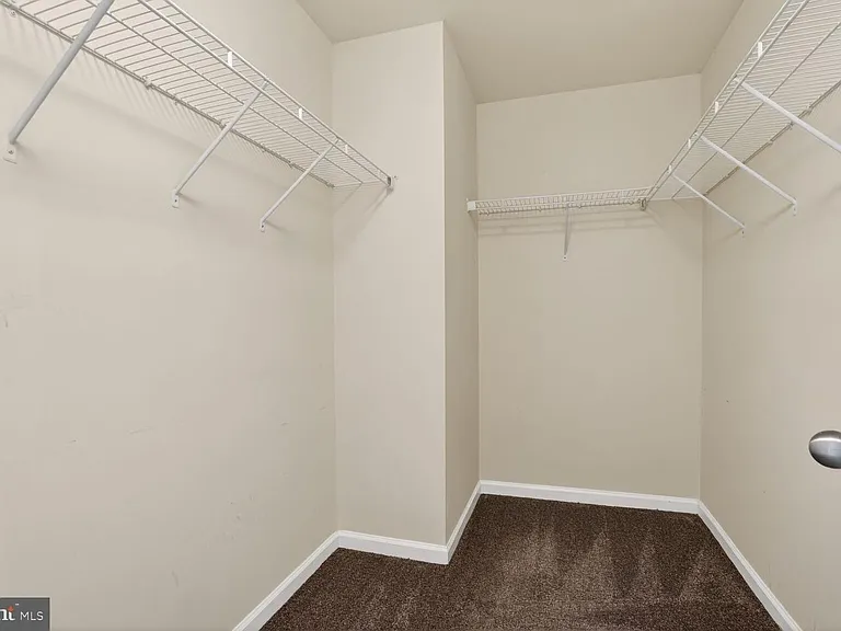 11180 Wortham Crest Cir — Photo 9