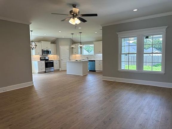 3rd image of 3920 Duke Ct