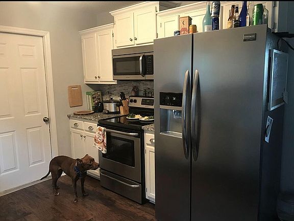 2nd image of 157 Glenwood Dr