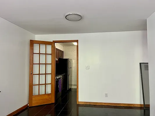 Rented by Gulia Wang, LREB | media 13