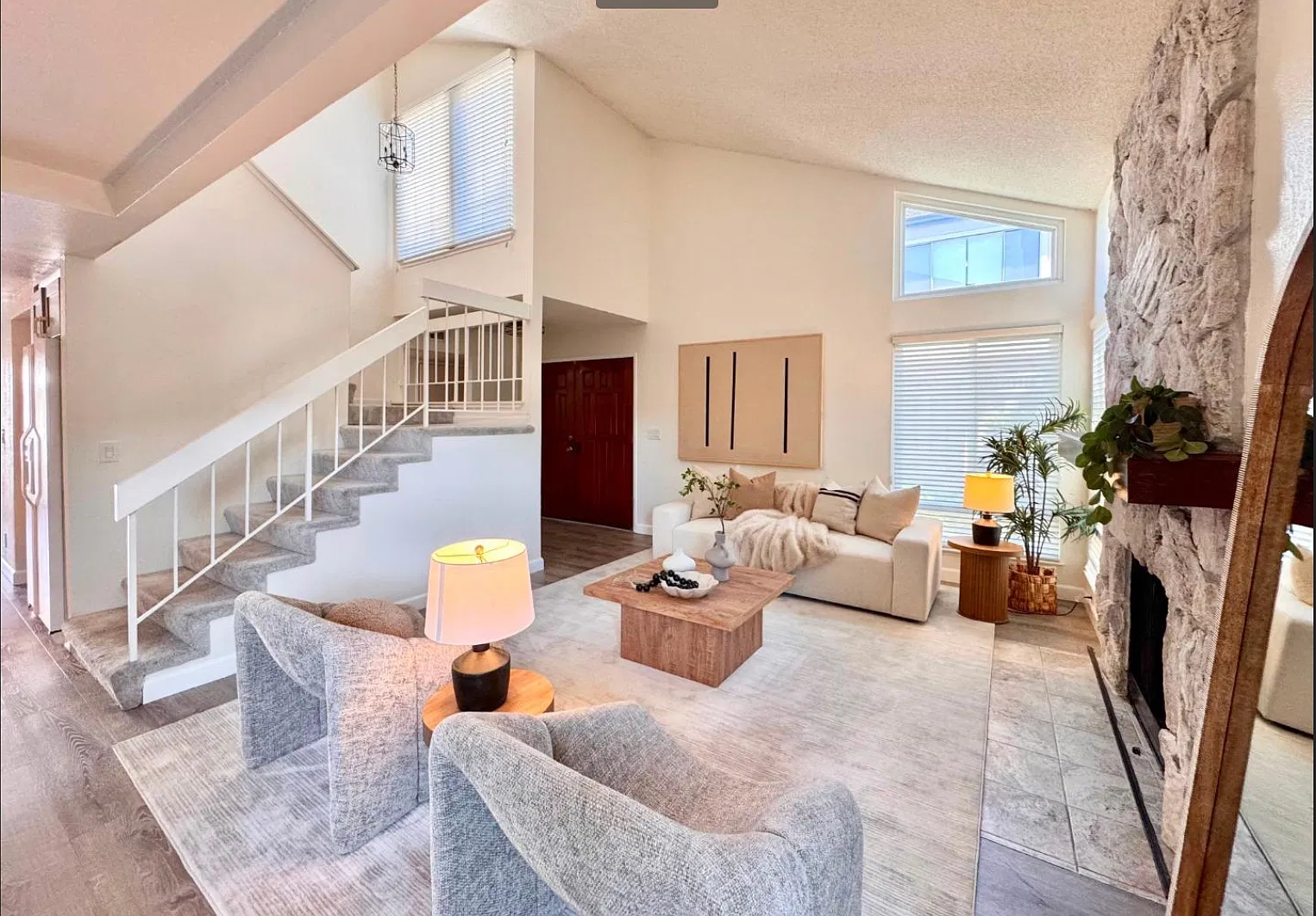 3 bed, 2.5 bath, 1953 sqft, $5,100 — Photo 1