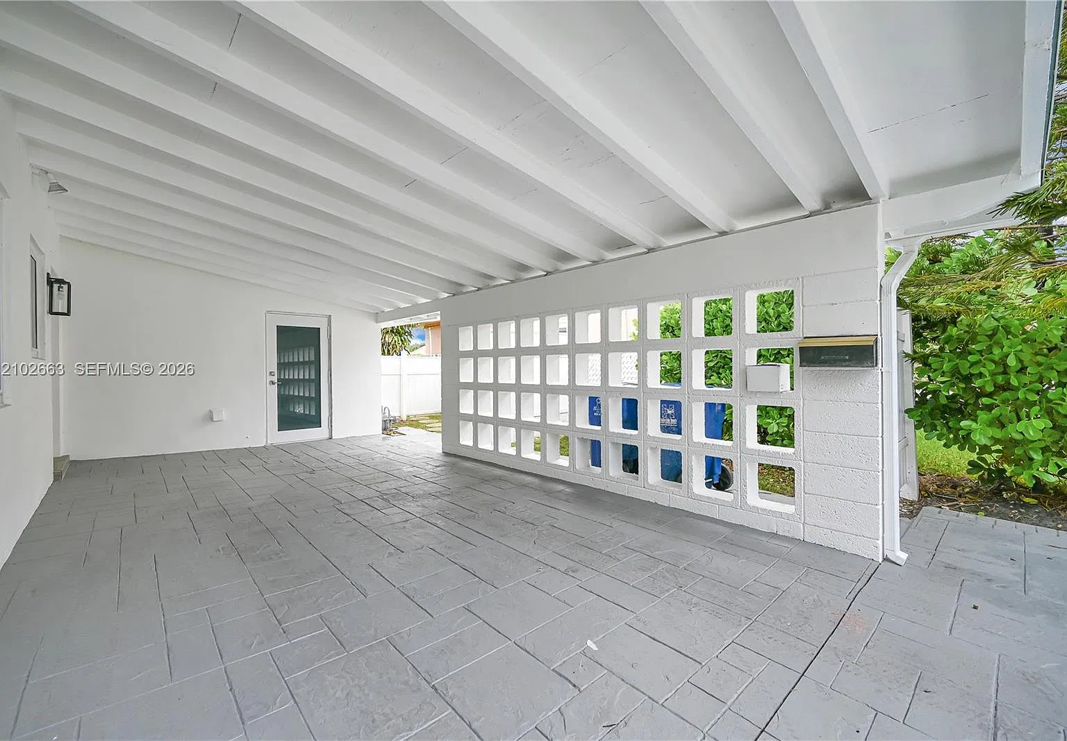 Gulfstream Estates No 2 — Photo 3