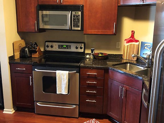 2nd image of 401 S 1st St Unit 713