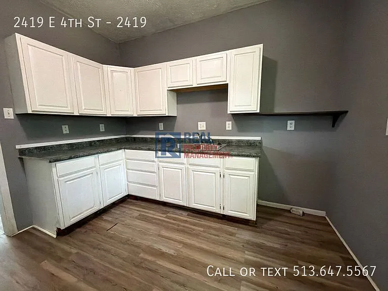 2419 E 4th St #2419 — Photo 10