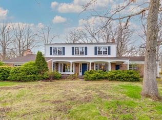 31 Berkshire Ln, Lincolnshire, IL