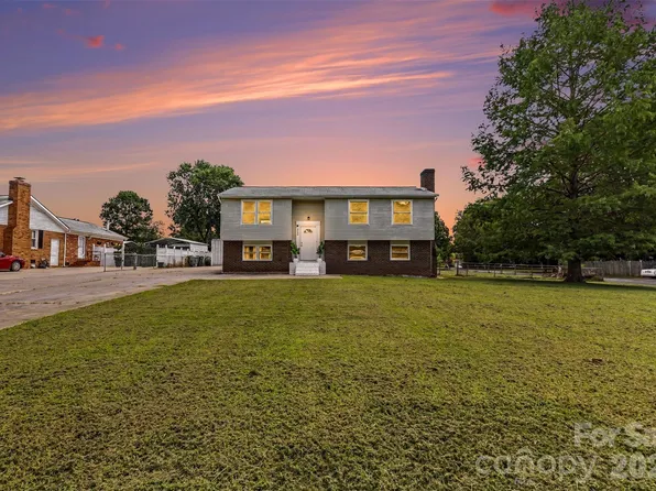 2119 O'Hara Dr, Charlotte, NC 28273