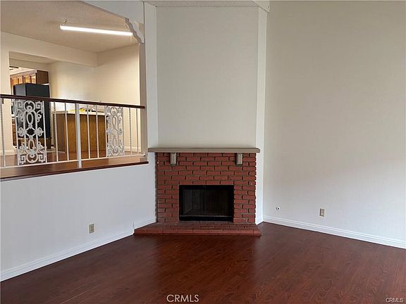 2nd image of 116 E Commonwealth Ave APT 3