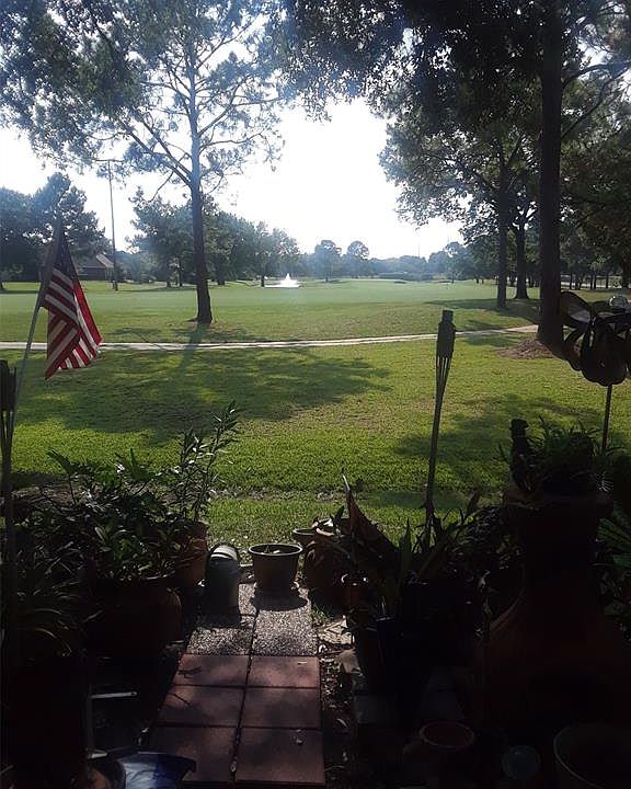 1st image of 658 W Country Grove Cir