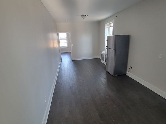 3rd image of 94 Tonnelle Ave
