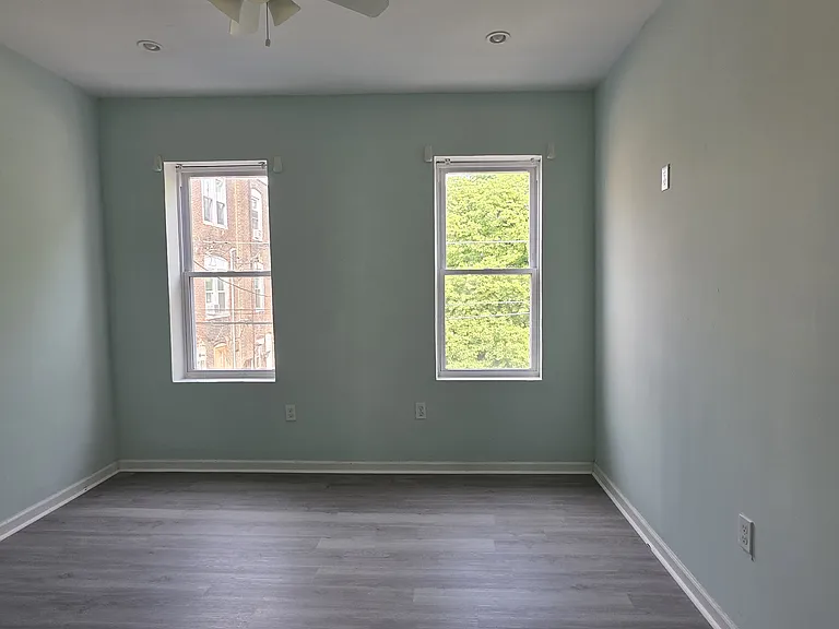 1864 N Uber St — Photo 27