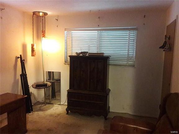 5th image of 3001 N Taylor Ave