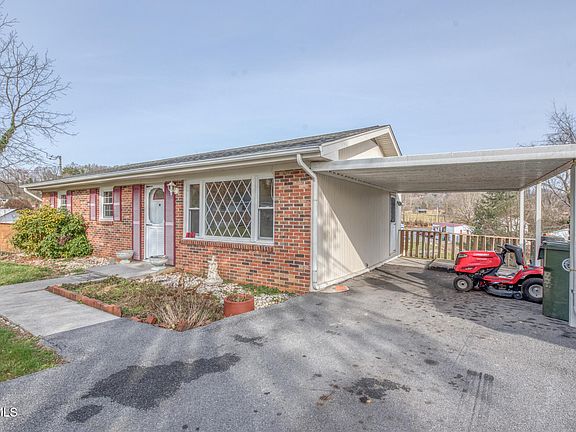 4th image of 189 Montrose Dr