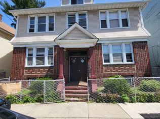 66 Willoughby St #2L, Newark, NJ 07112