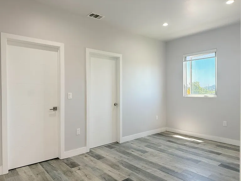 Case Townhomes — Photo 22