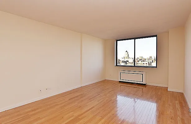 Rented by Nest Seekers International | media 14