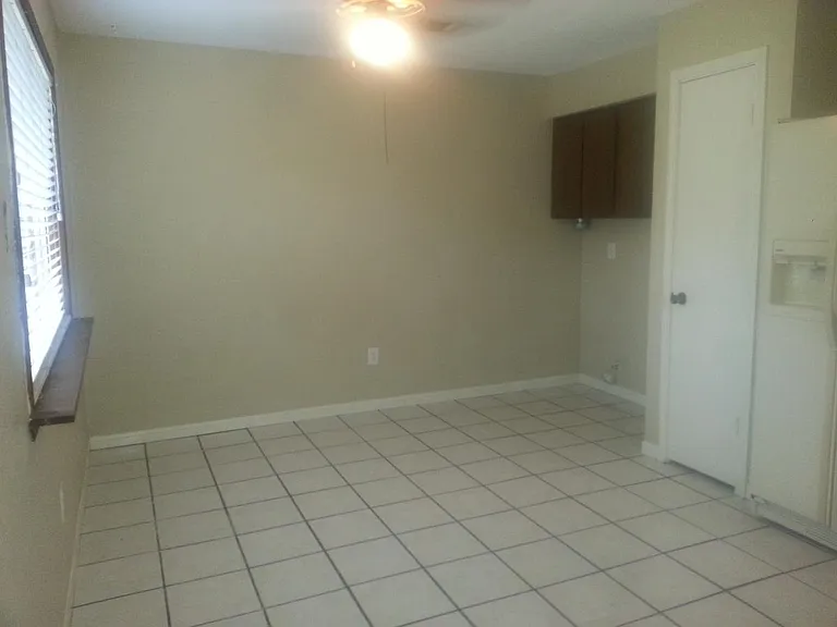 1318 Northview Ct — Photo 4
