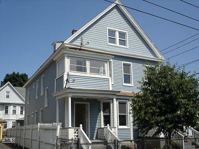 2nd image of 552 Brooks St #1