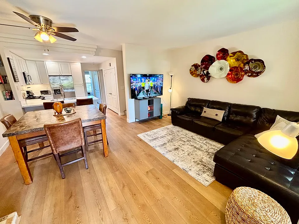 12646 Carmel Country Rd #151